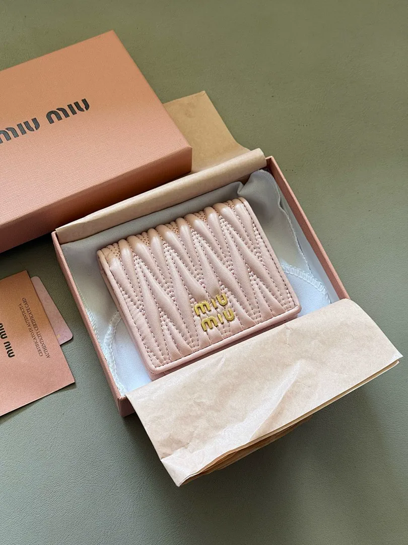 MIUMIU MIUB30 תמונה 2