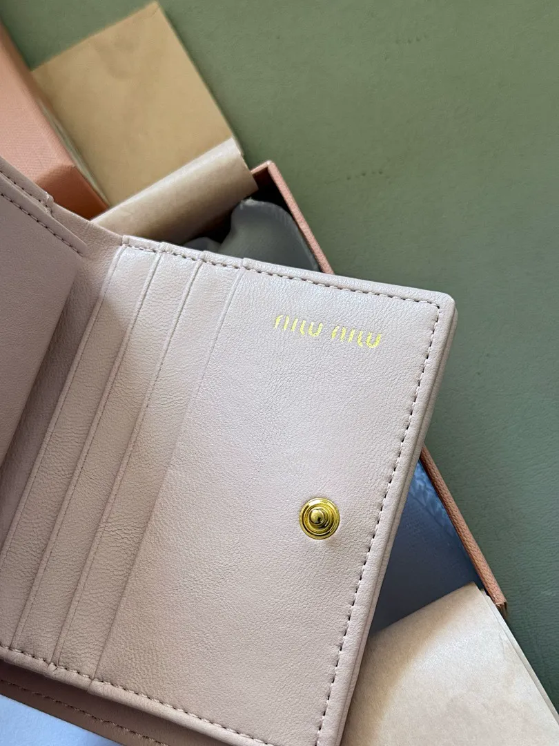 MIUMIU MIUB30 תמונה 4