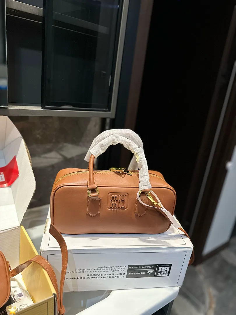 MIUMIU MIUB32 תמונה 2