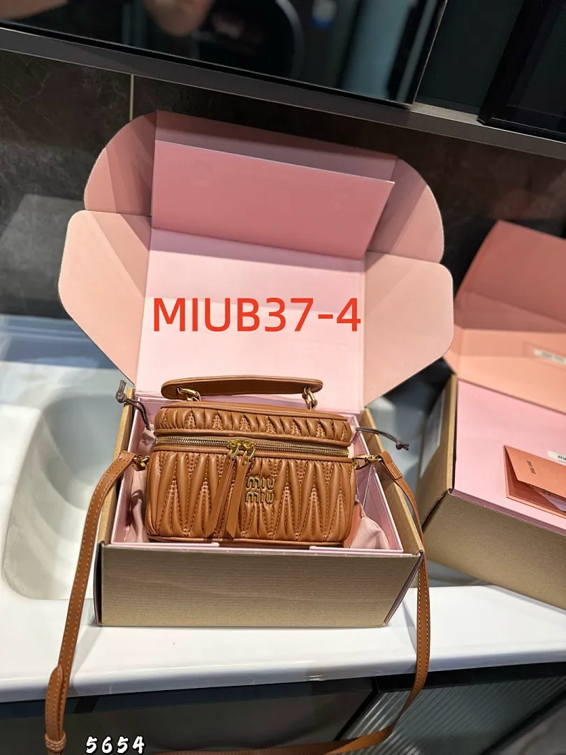 MIUMIU MIUB37 תמונה 5