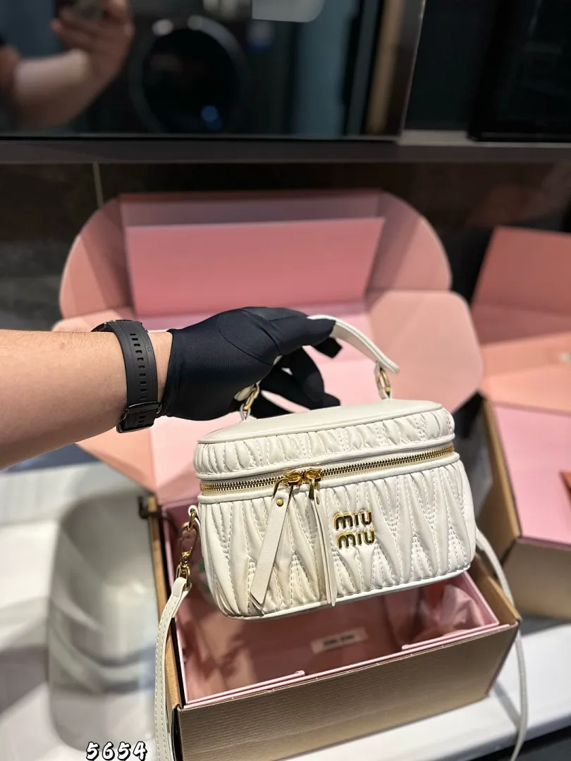 MIUMIU MIUB37 תמונה 8