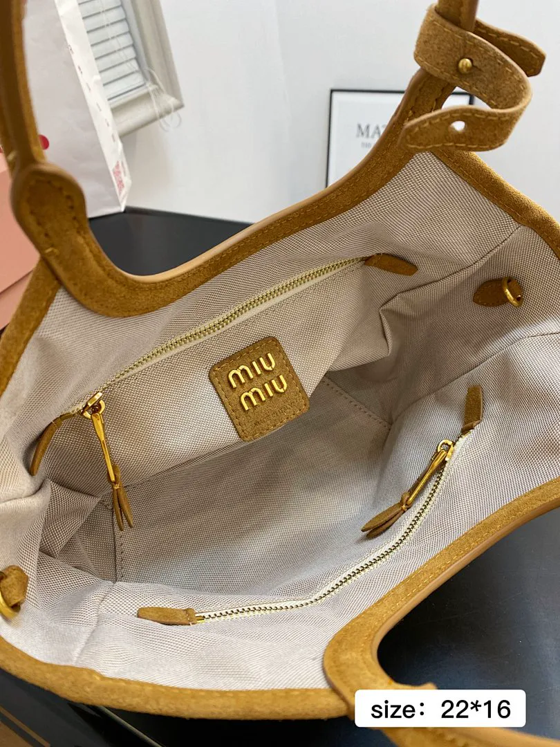 MIUMIU MIUB50 תמונה 11