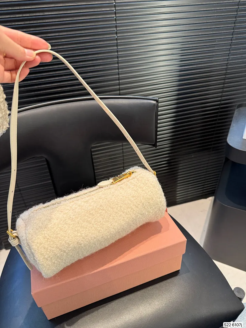 MIUMIU MIUB51 תמונה 6
