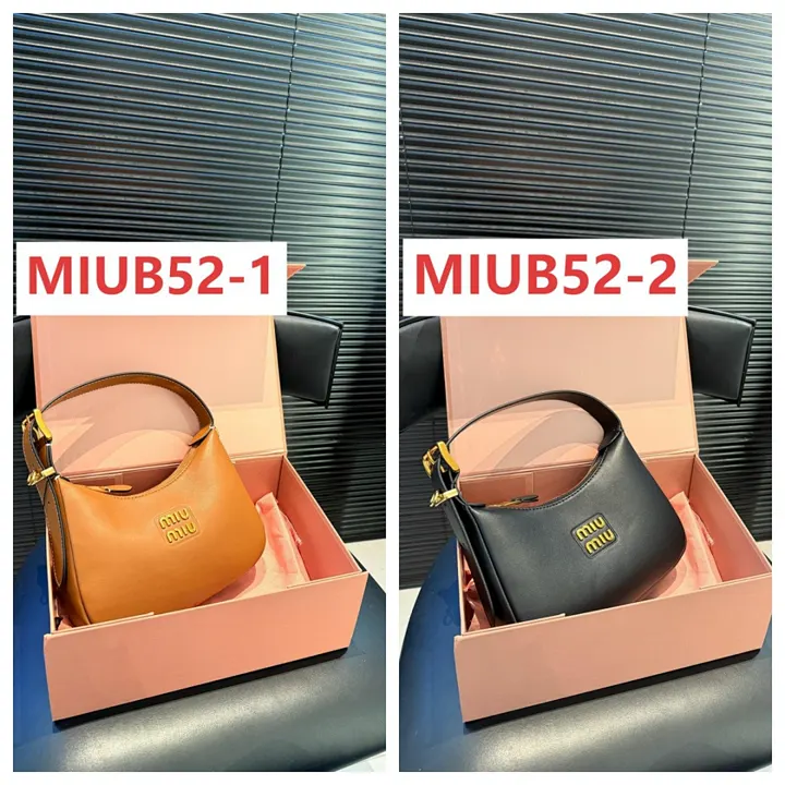 MIUMIU MIUB52