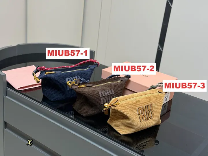 MIUMIU MIUB57