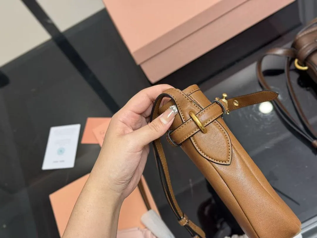 MIUMIU MIUB61 תמונה 8