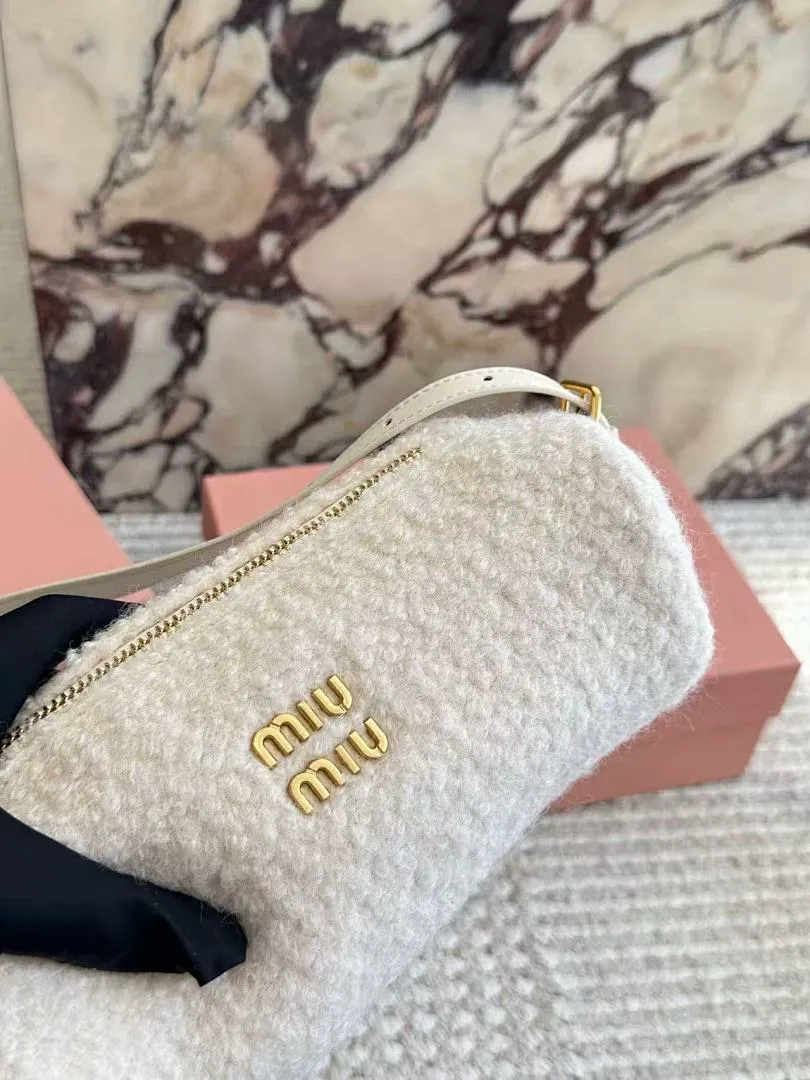 MIUMIU MIUB65 תמונה 10