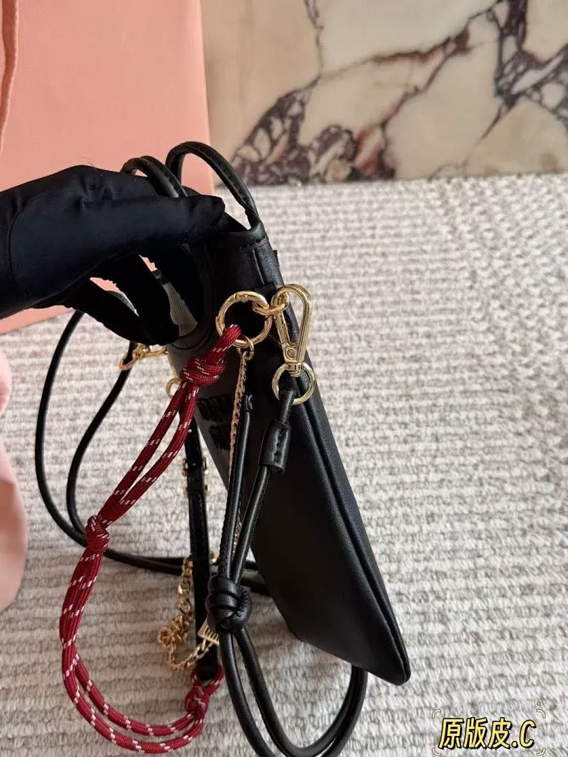 MIUMIU MIUB66 תמונה 8