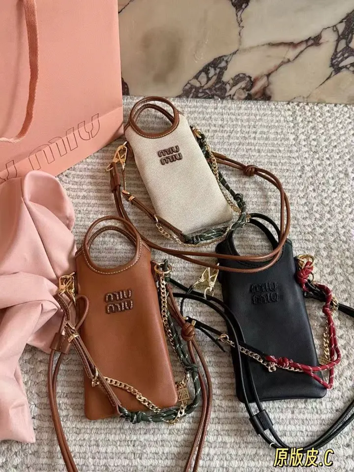 MIUMIU MIUB66