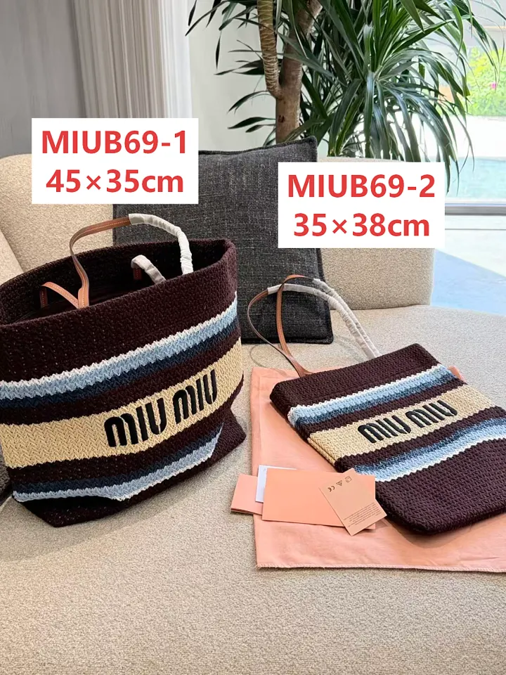 MIUMIU MIUB69