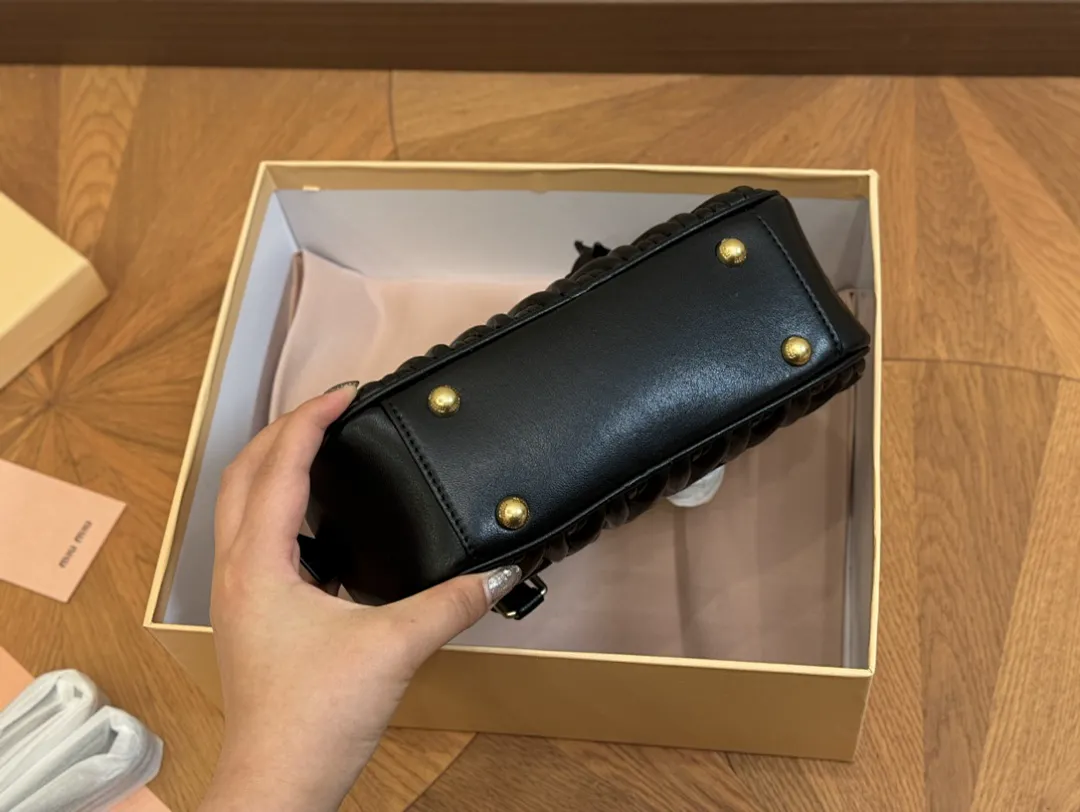 MIUMIU MIUBB002 תמונה 15