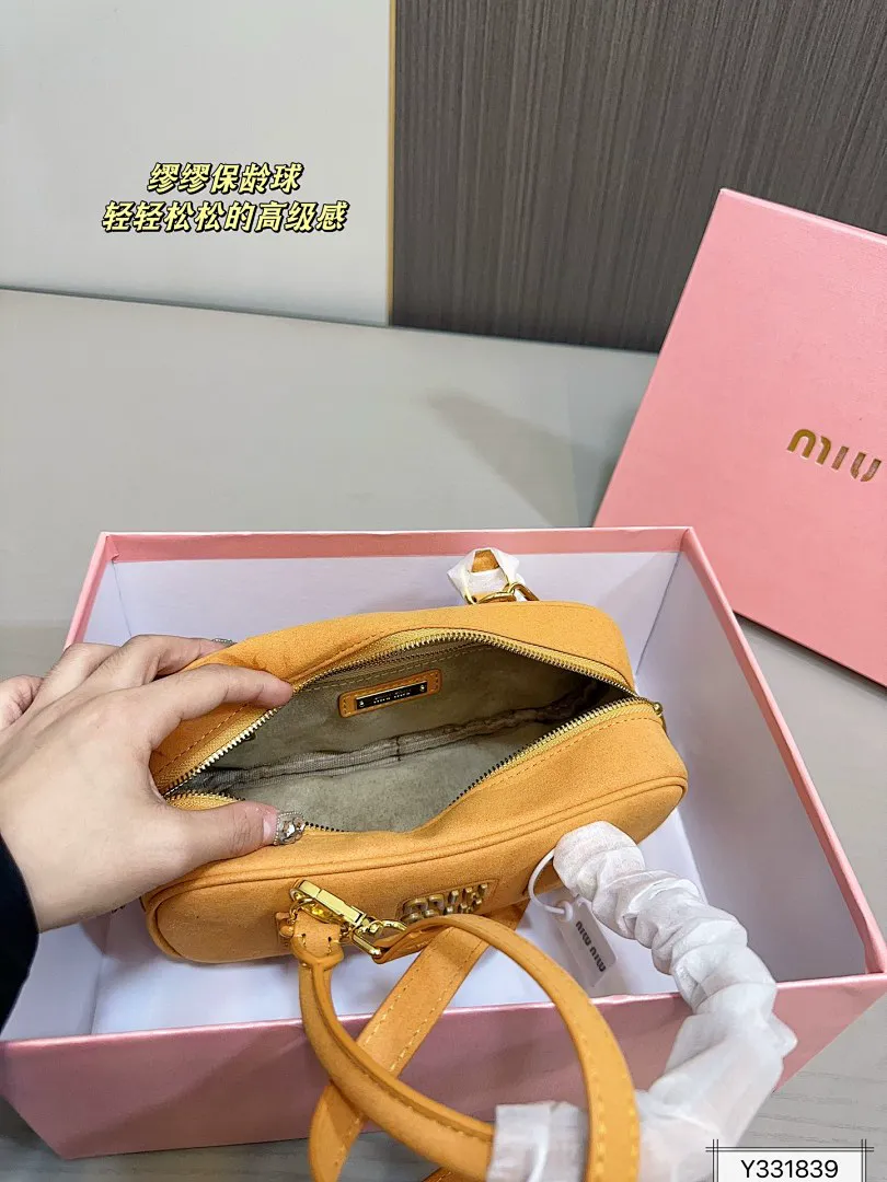 MIUMIU MIUBB003 תמונה 12