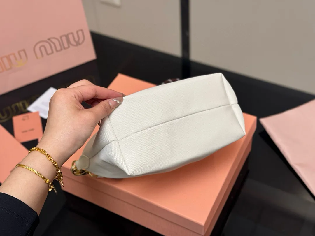 MIUMIU MIUBB008 תמונה 12