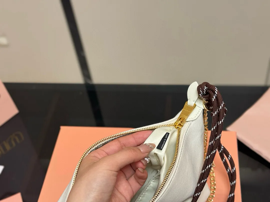 MIUMIU MIUBB008 תמונה 9