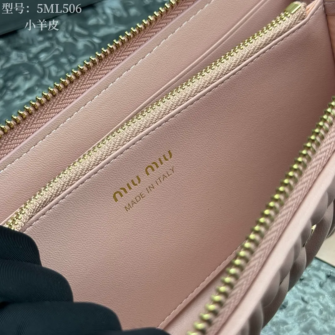 MIUMIU MIUBB010 תמונה 7