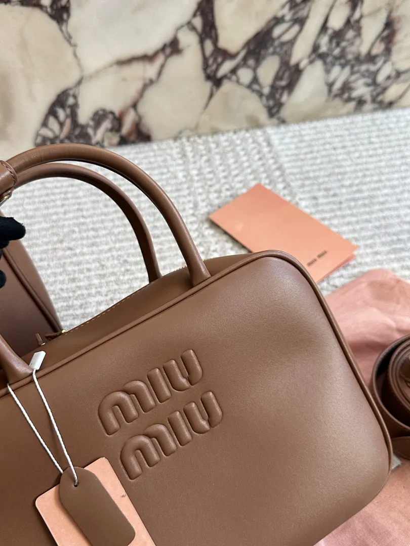 MIUMIU MIUBB016 תמונה 4