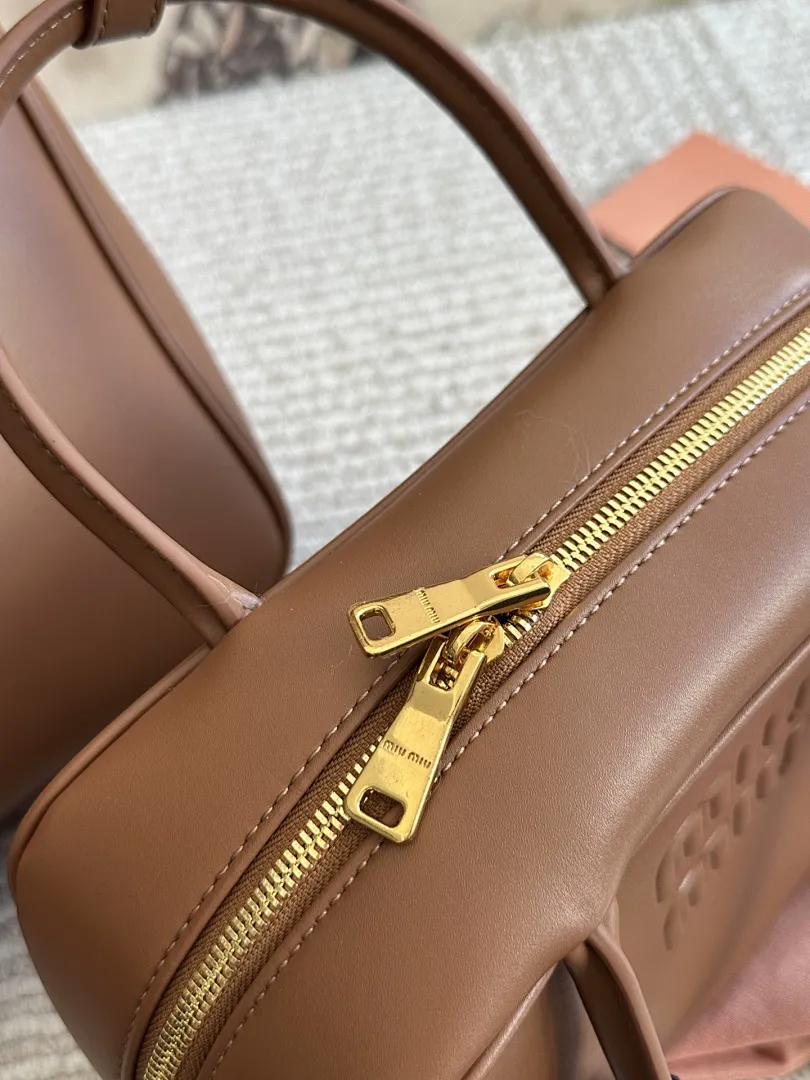 MIUMIU MIUBB016 תמונה 8