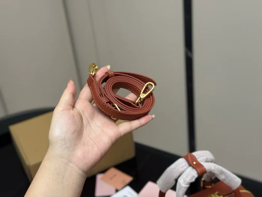 MIUMIU MIUBB017 תמונה 5