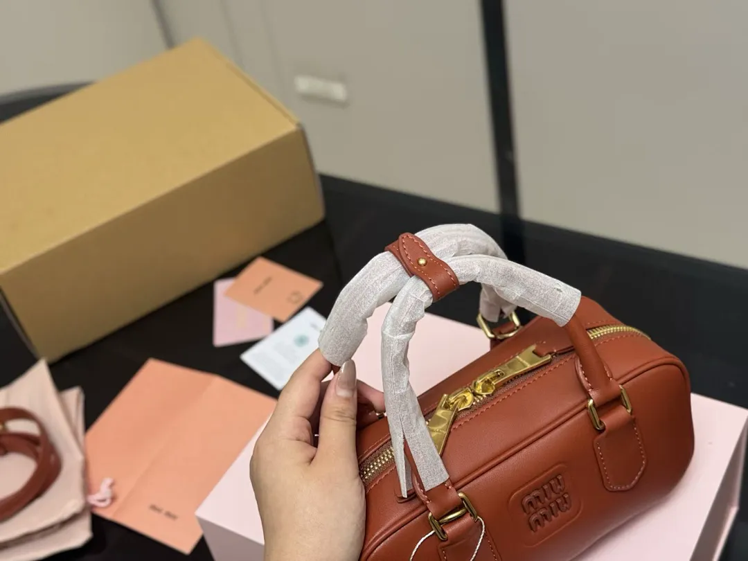 MIUMIU MIUBB017 תמונה 8