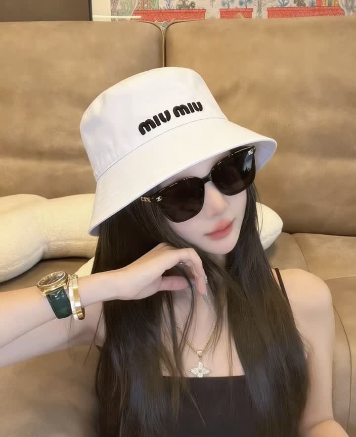 MIUMIU MIUMZ004 תמונה 3