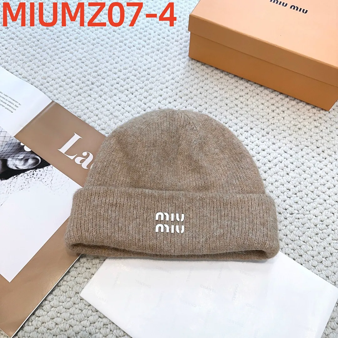 MIUMIU MIUMZ07 תמונה 6