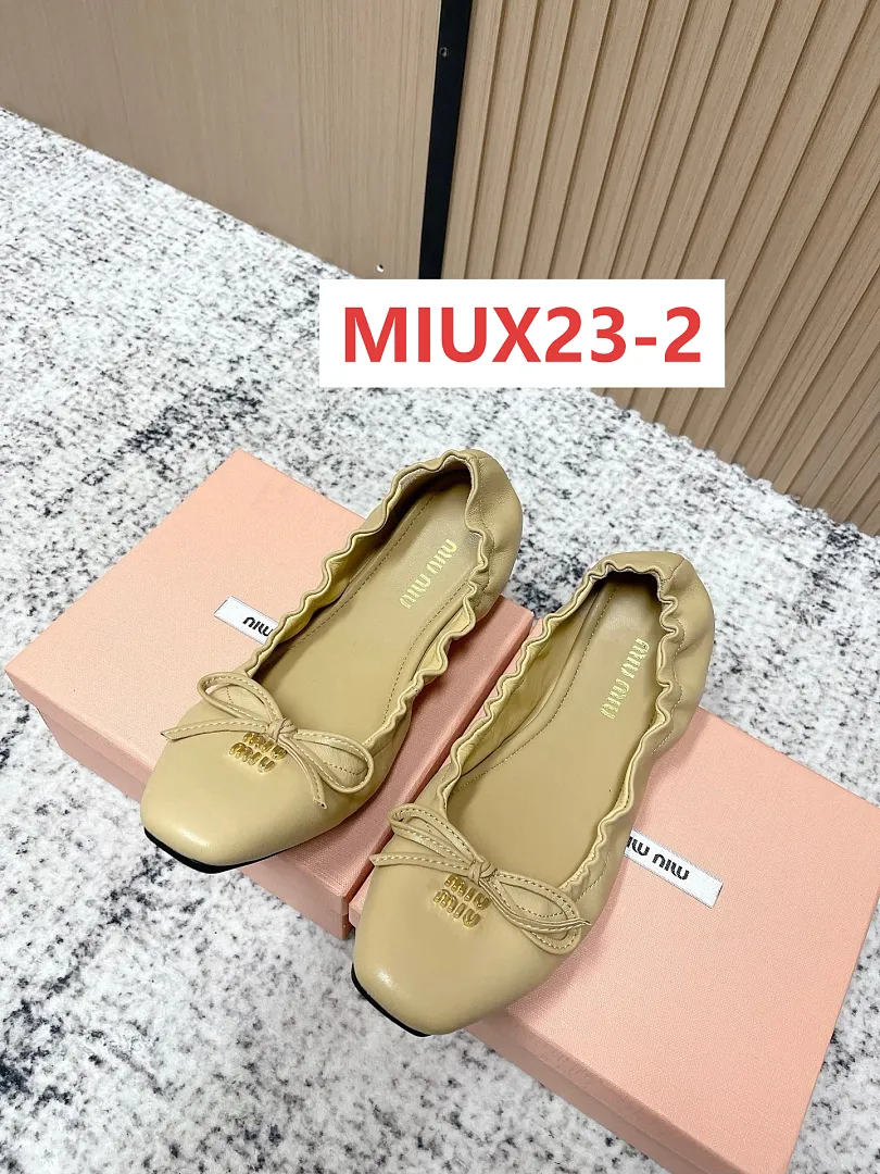 MIUMIU MIUX23 תמונה 10