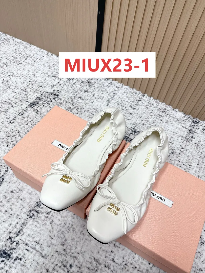 MIUMIU MIUX23 תמונה 9
