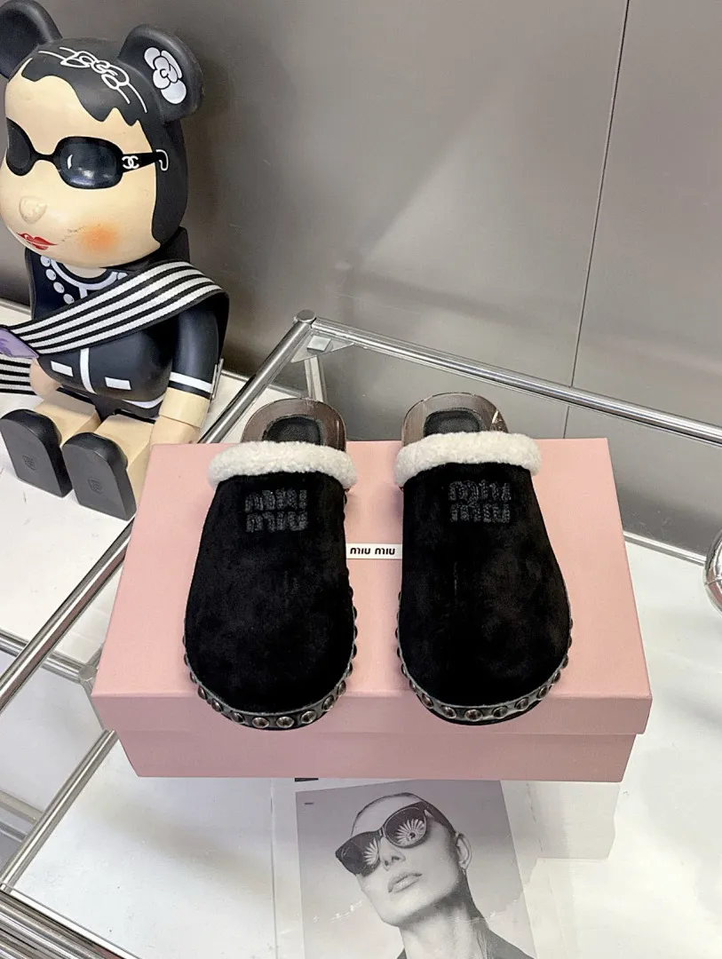 MIUMIU MIUXZ015 תמונה 2