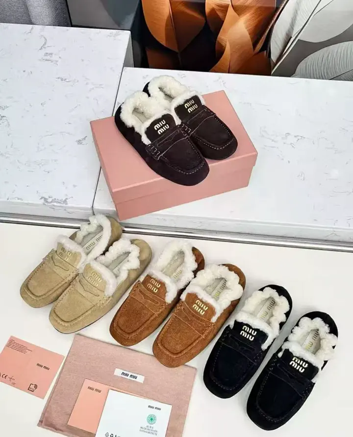 MIUMIU MIUXZ016