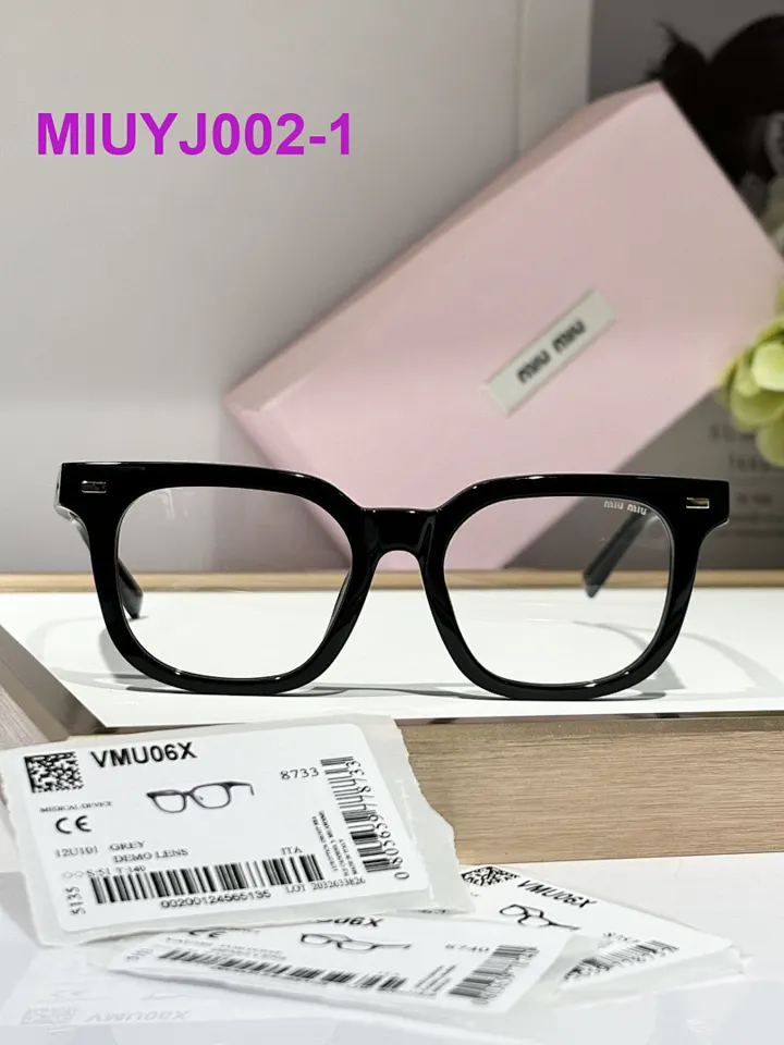 MIUMIU MIUYJ002