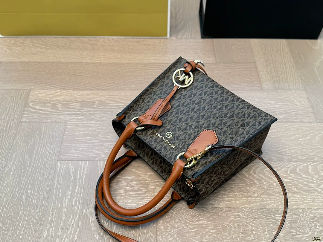 Michael Kors MKSBB002 תמונה 8