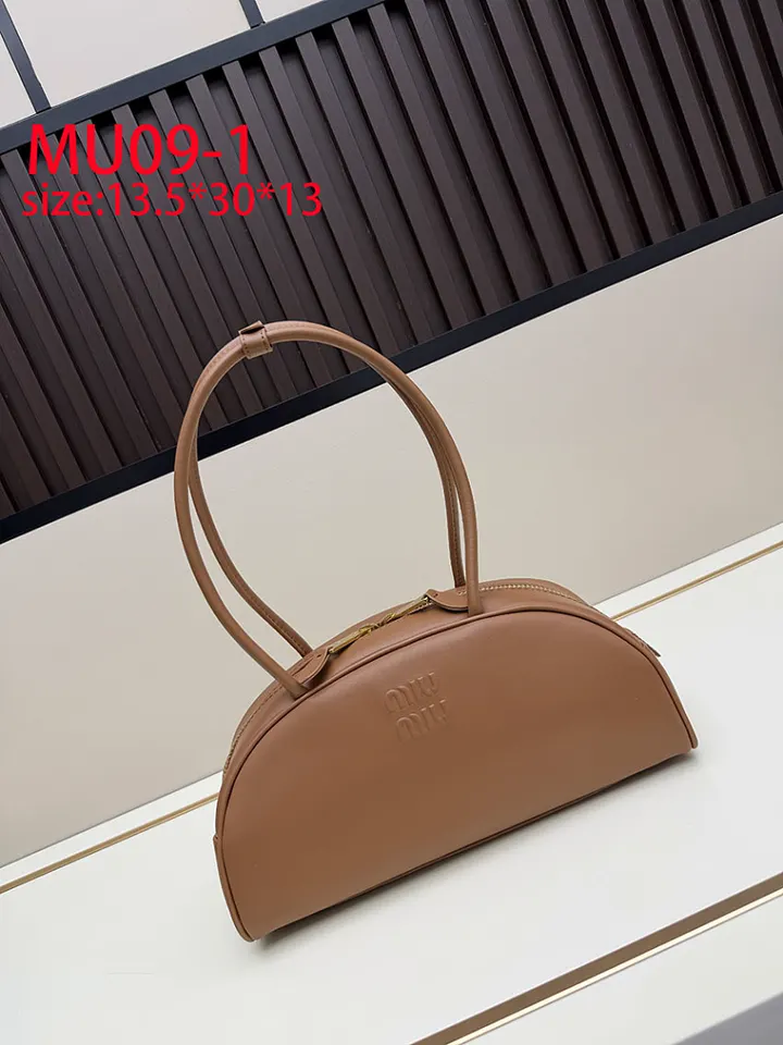 MIUMIU MU09