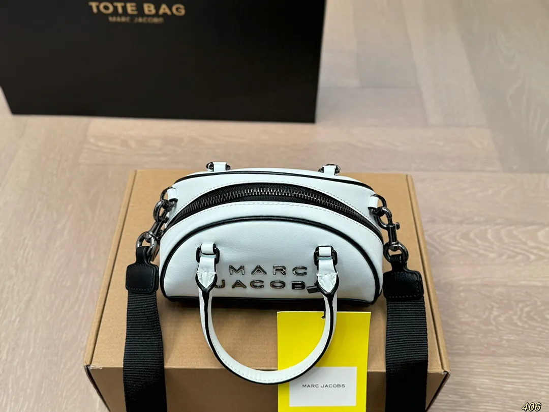 Marc Jacobs MYBBB001 תמונה 4