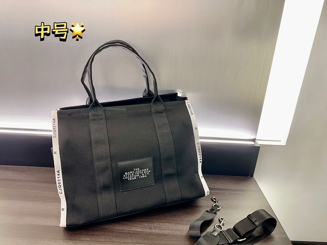 Marc Jacobs MYBBB002 תמונה 9