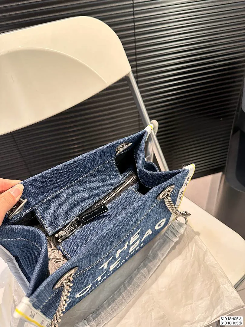 Marc Jacobs MYBBB007 תמונה 4