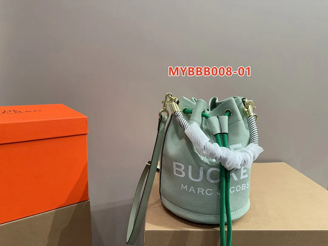 Marc Jacobs MYBBB008 תמונה 15