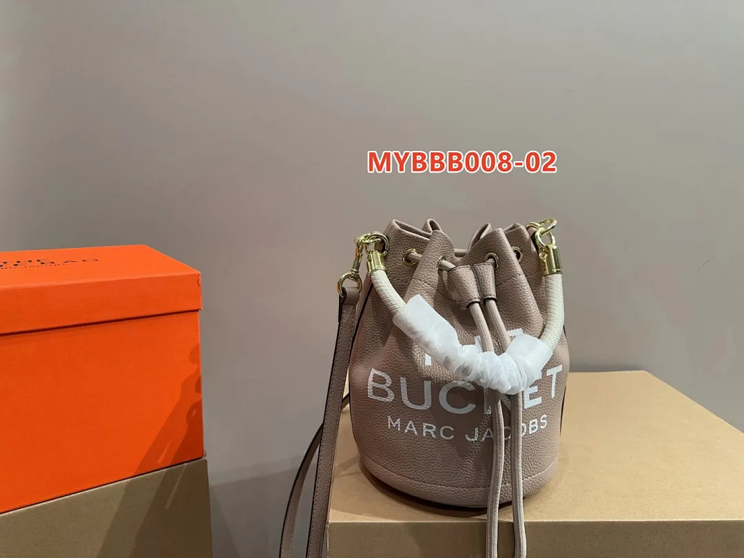 Marc Jacobs MYBBB008 תמונה 16
