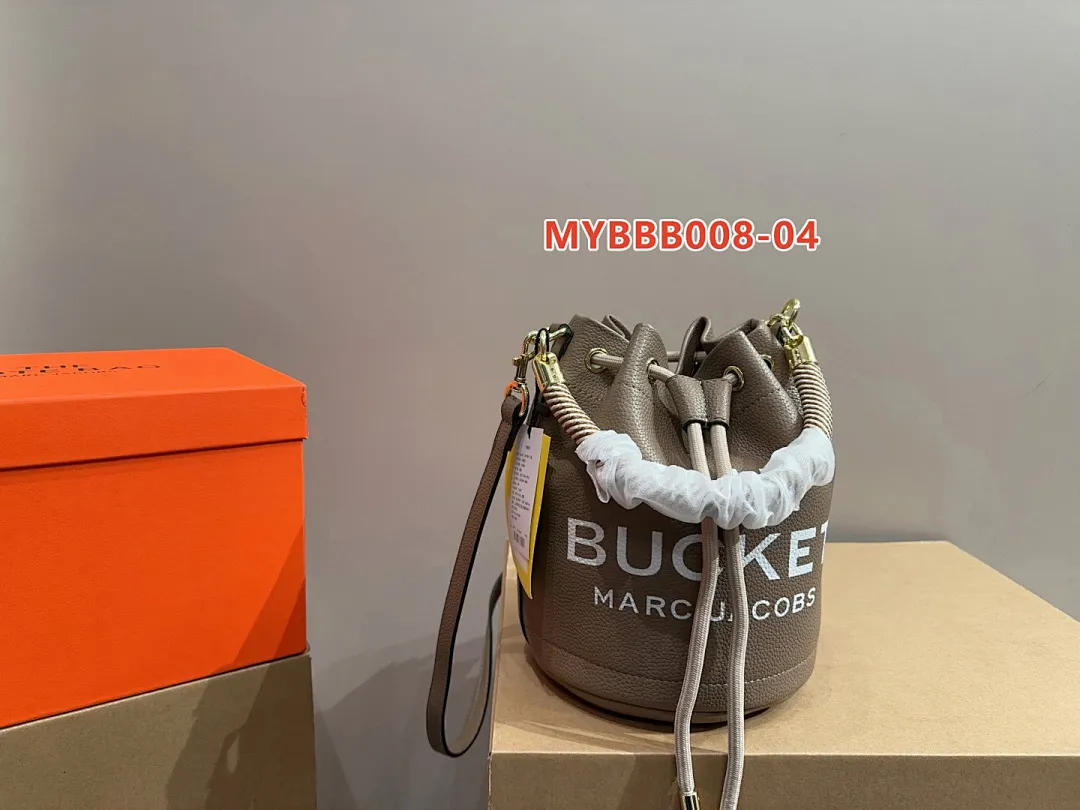Marc Jacobs MYBBB008 תמונה 18
