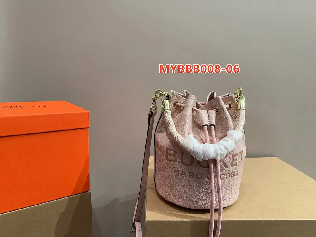 Marc Jacobs MYBBB008 תמונה 20