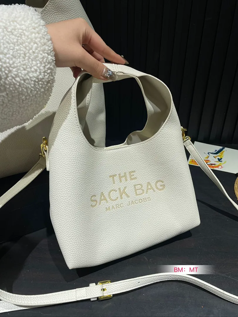 Marc Jacobs MYBBB009 תמונה 7