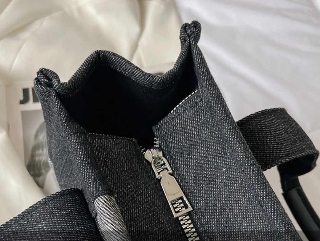 Marc Jacobs MYBBB012 תמונה 10