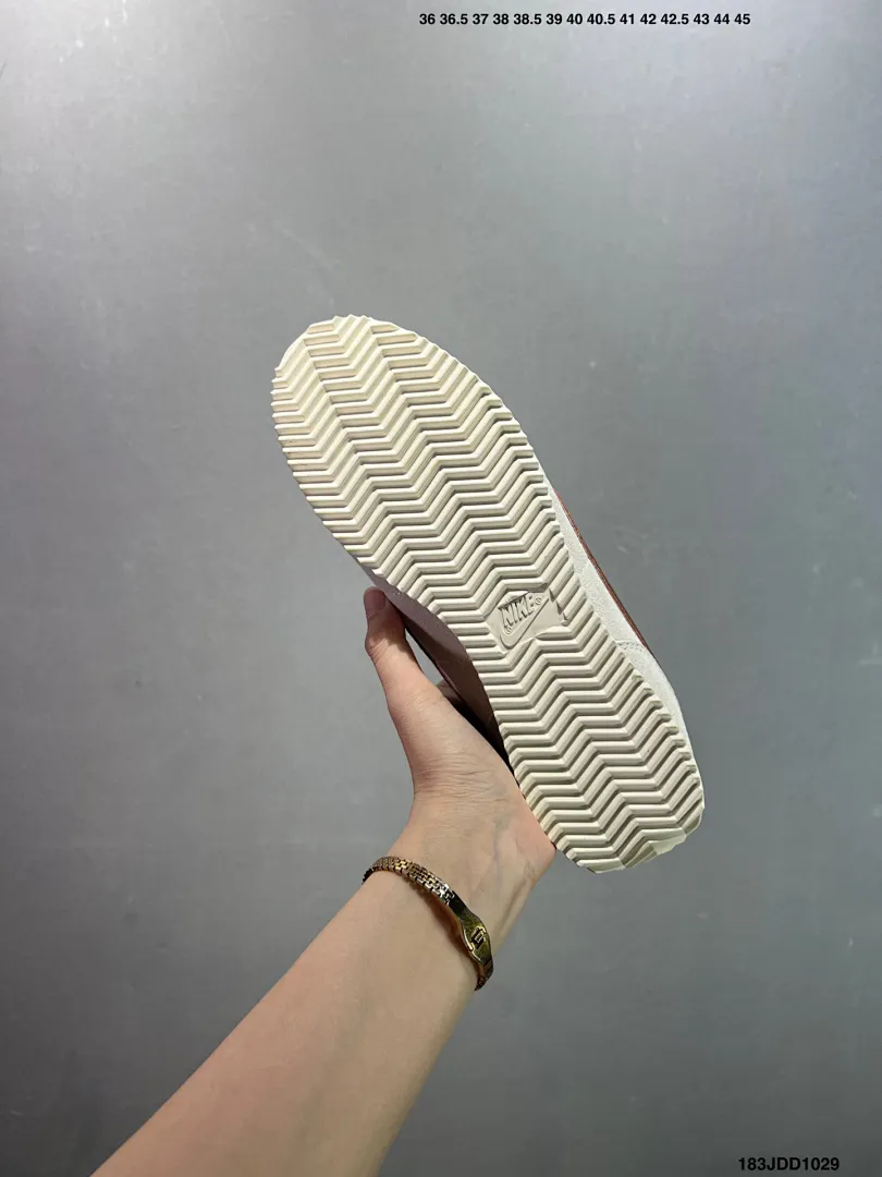 Nike NKXZ060 תמונה 5
