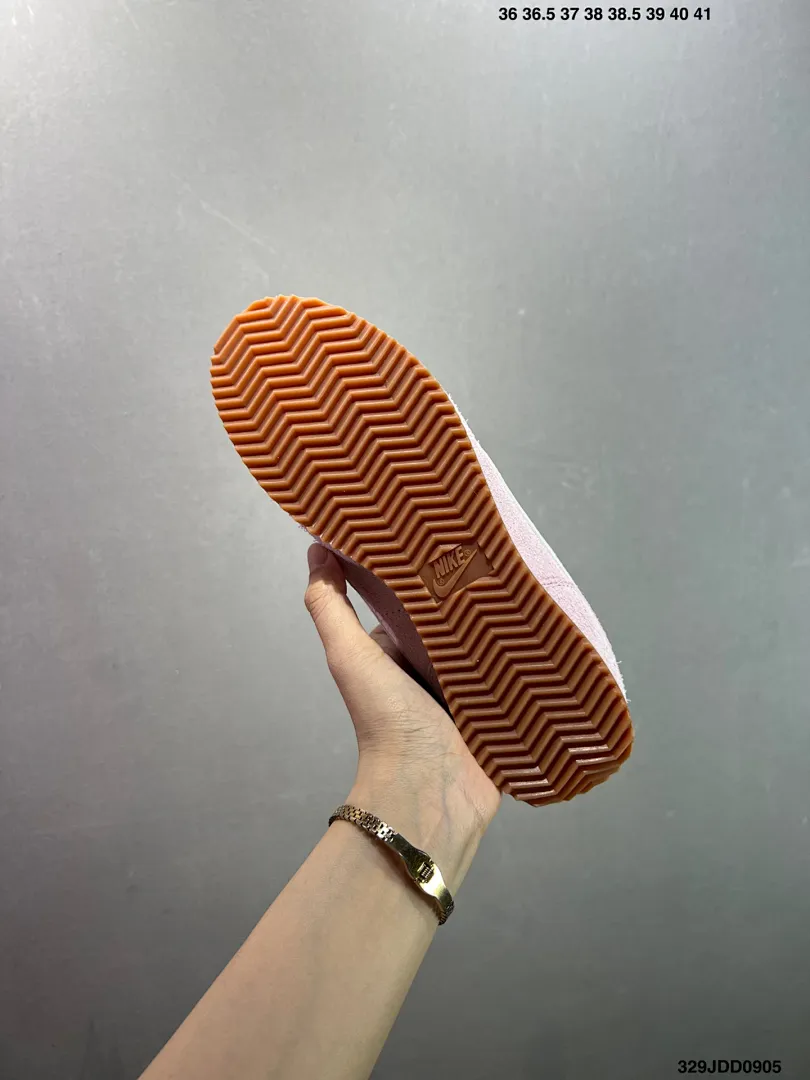 Nike NKXZ060 תמונה 9