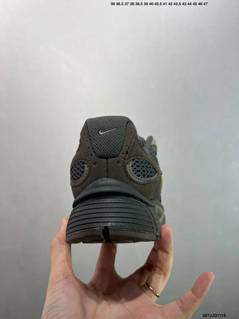 Nike NKXZ075 תמונה 4