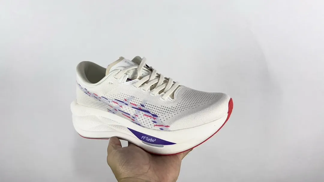 Asics O8Q3 תמונה 4