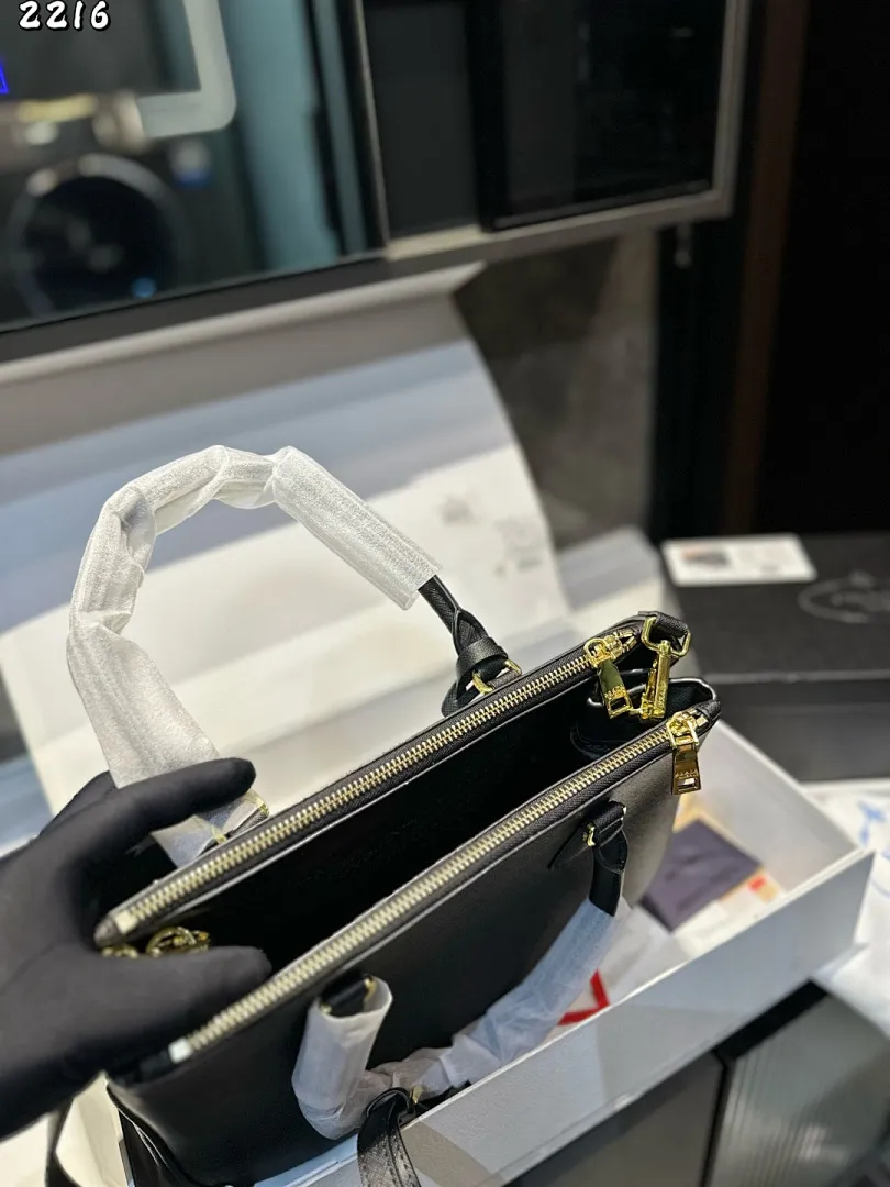 Prada PLDBB017 תמונה 4