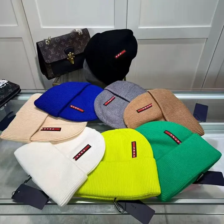 Prada PLDMZ001