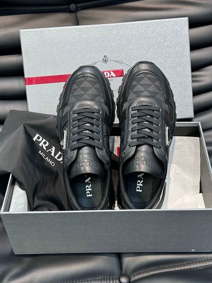 Prada PLDXZ001