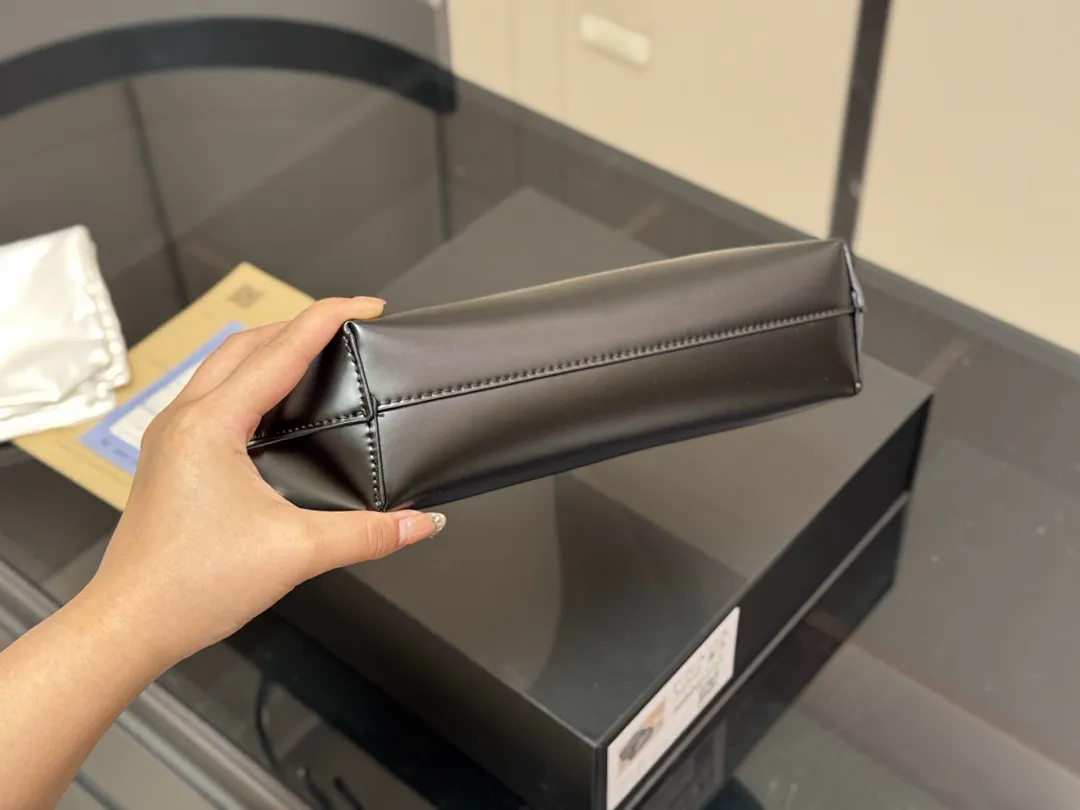 Prada PRDB28 תמונה 9