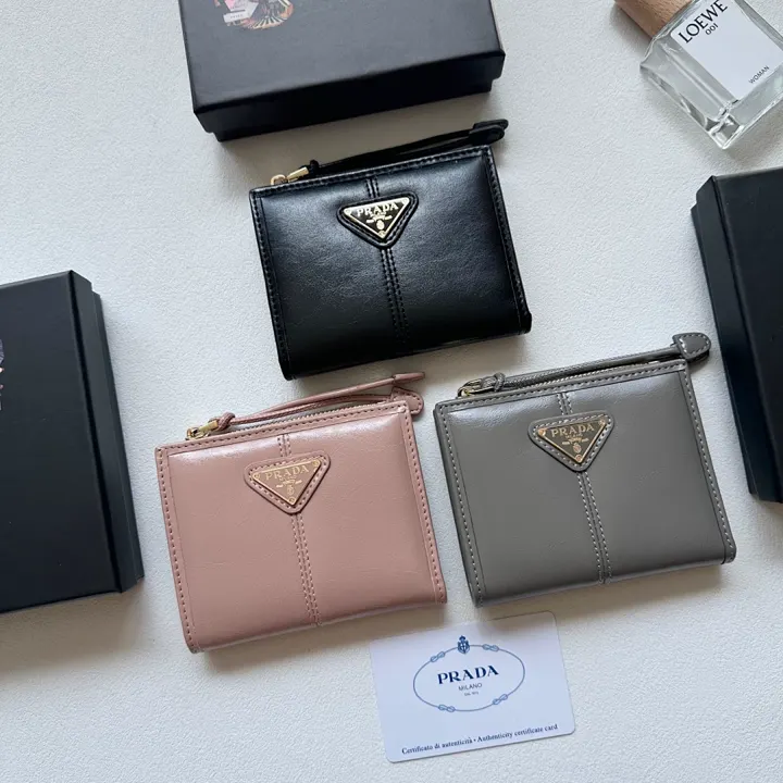 Prada PRDB33